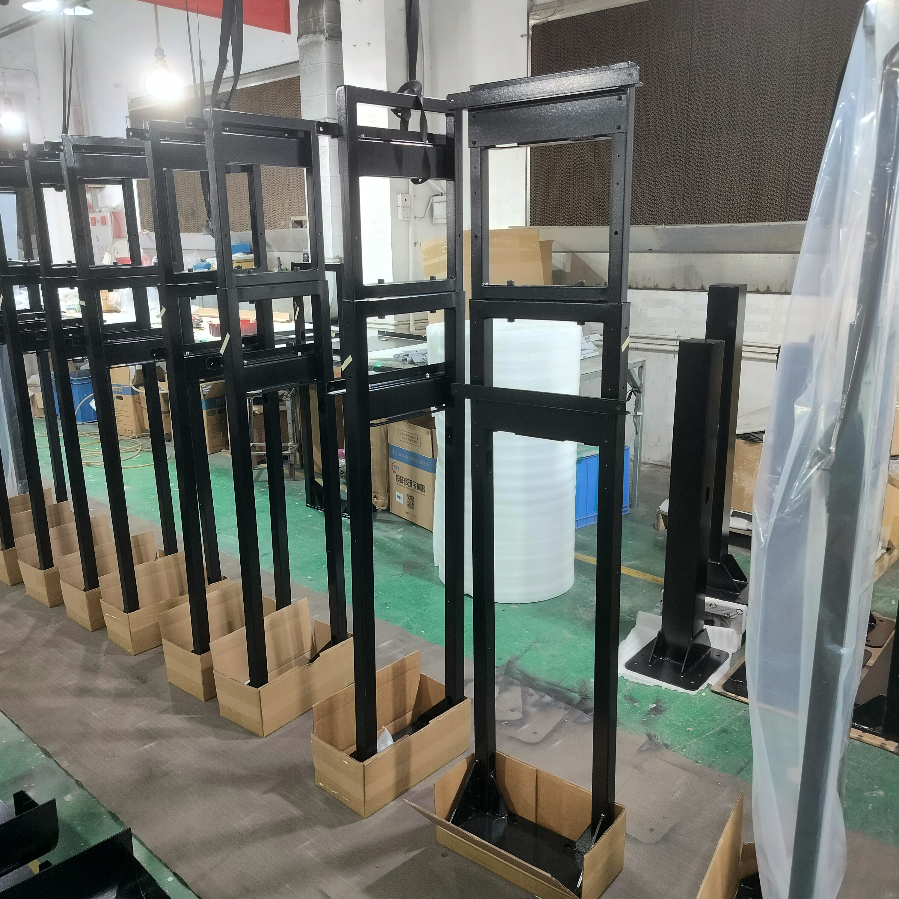 耐用的钣金 LCD 框架 - 定制 OEM/ODM