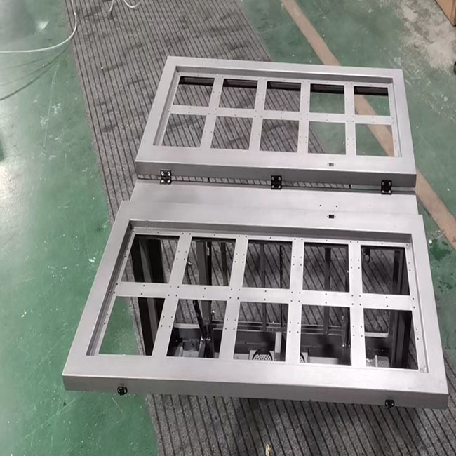双面LED箱体